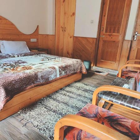 Hotel Hadimba Regency ! Free 4 Wheeler Parking ! Mountain View Rooms ! Near Mall Road Manali Exteriér fotografie