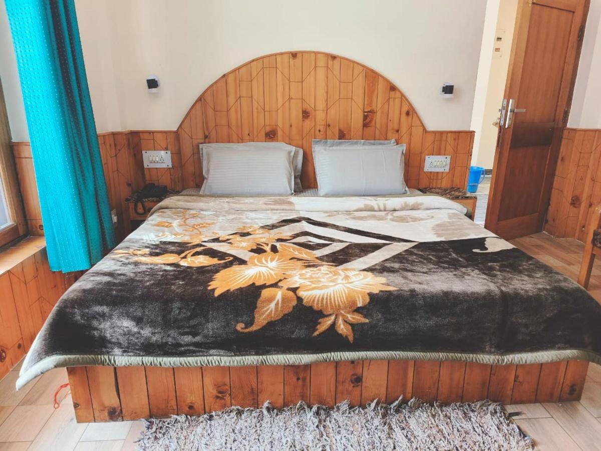 Hotel Hadimba Regency ! Free 4 Wheeler Parking ! Mountain View Rooms ! Near Mall Road Manali Exteriér fotografie