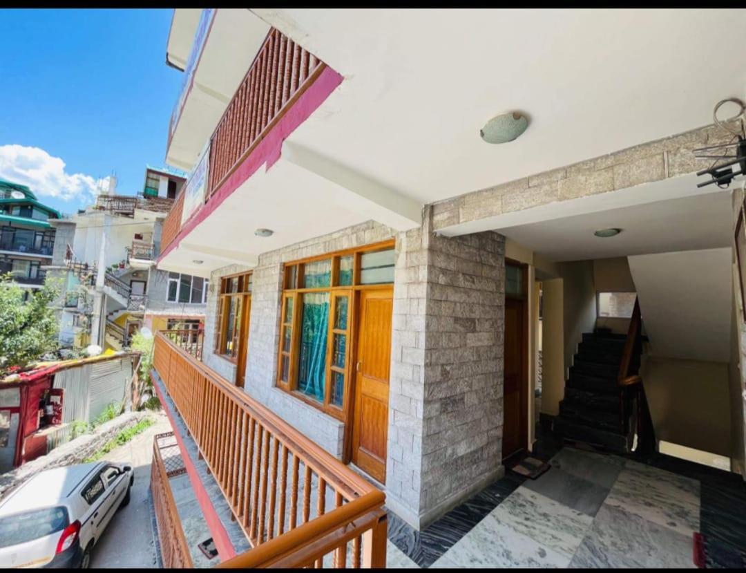 Hotel Hadimba Regency ! Free 4 Wheeler Parking ! Mountain View Rooms ! Near Mall Road Manali Exteriér fotografie