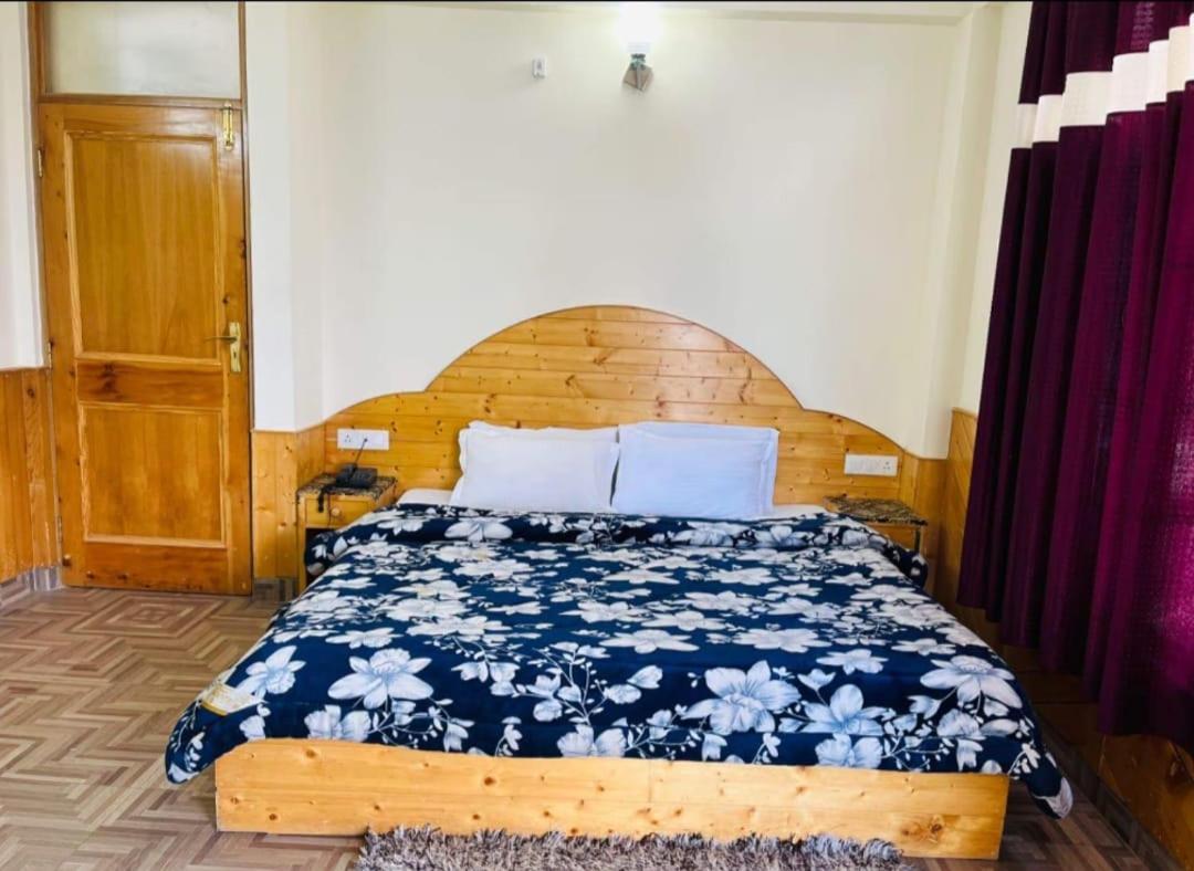 Hotel Hadimba Regency ! Free 4 Wheeler Parking ! Mountain View Rooms ! Near Mall Road Manali Exteriér fotografie